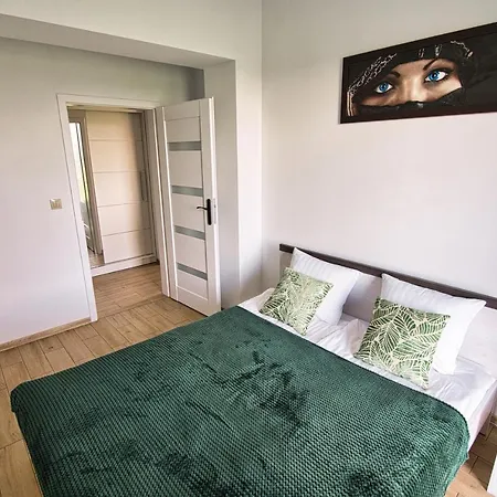 The Palm 35 By Housine