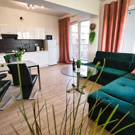 The Palm 35 By Housine *