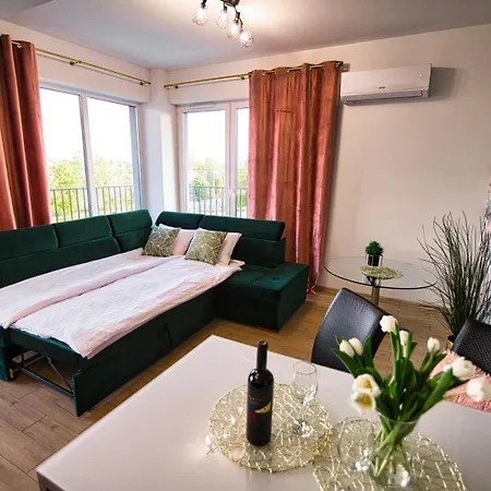 Apartman The Palm 35 By Housine