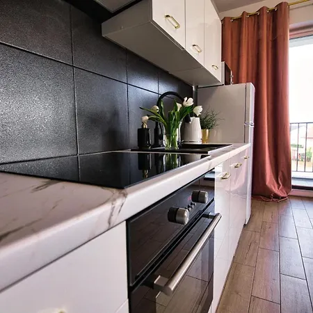 The Palm 35 By Housine Apartman Zator