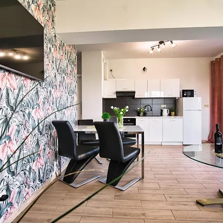 Appartement The Palm 35 By Housine Zator
